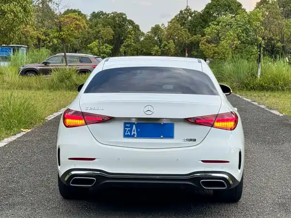 Mercedes-Benz C-Class 2023
