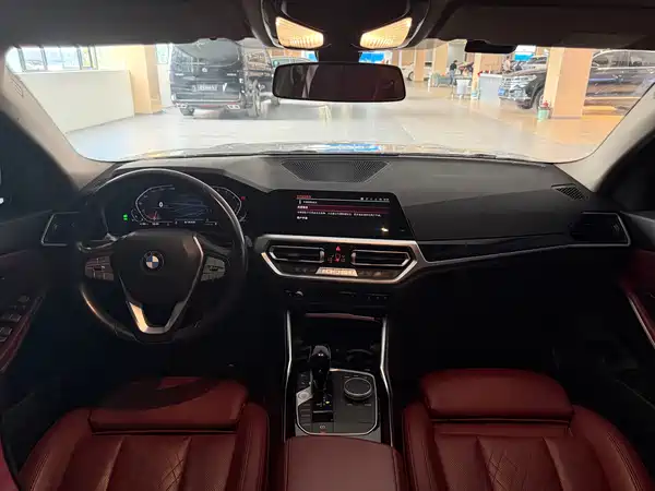 BMW 3 Series 2021