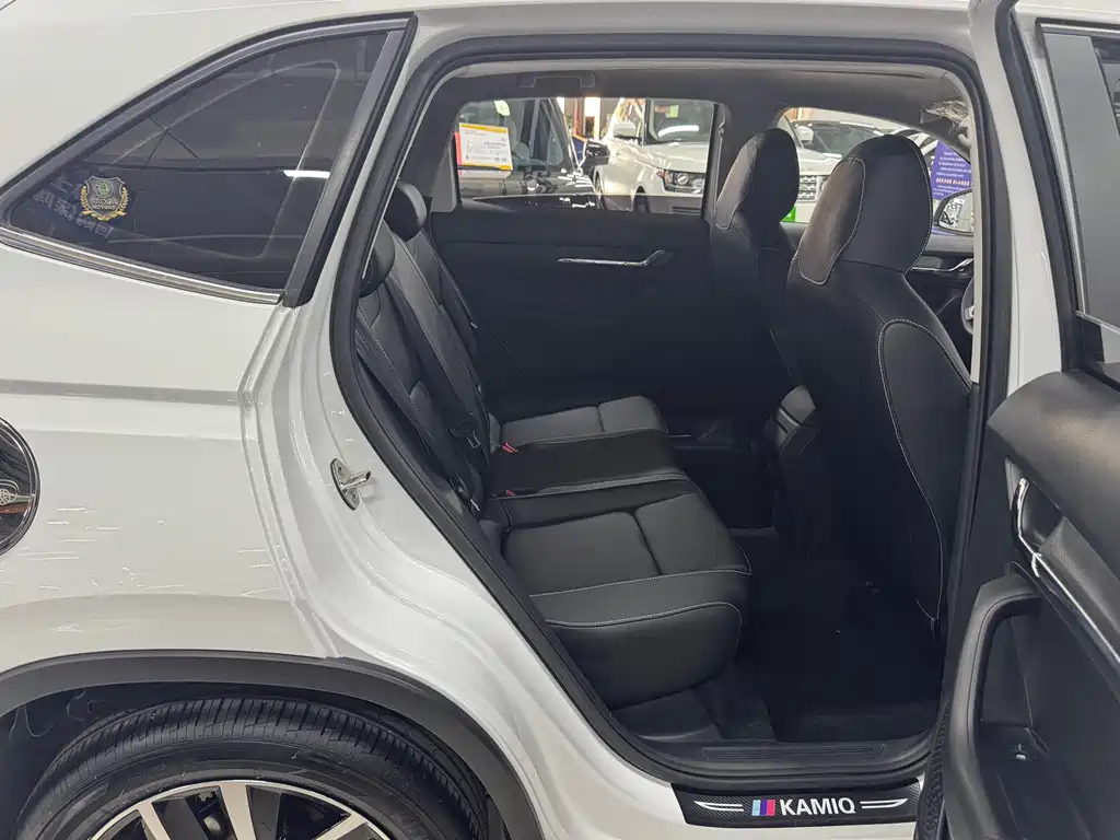 Skoda Kamiq 2023 — фото 12