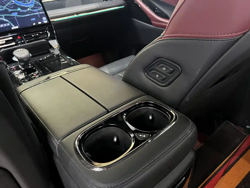GAC Motor Trumpchi M8 2023 — фото 16