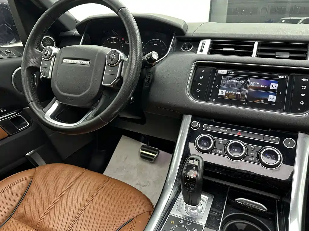 Land Rover Range Rover Sport 2016 — фото 17