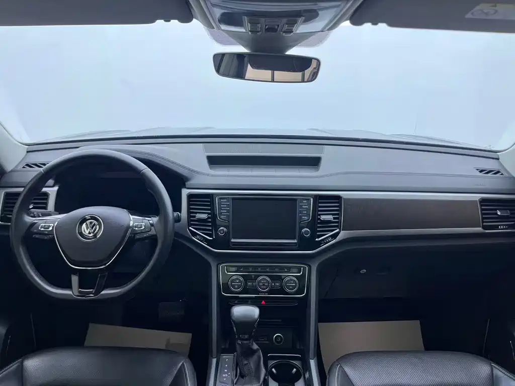Volkswagen Teramont 2018 — фото 12