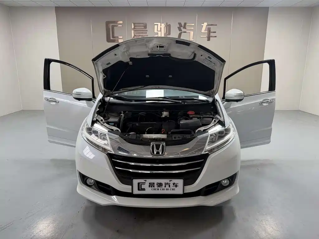 Honda Odyssey 2016 — фото 15
