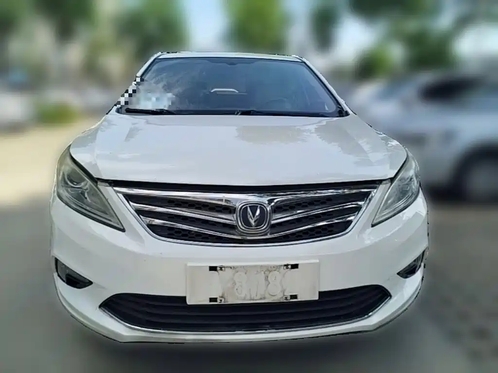 Changan Eado 2015