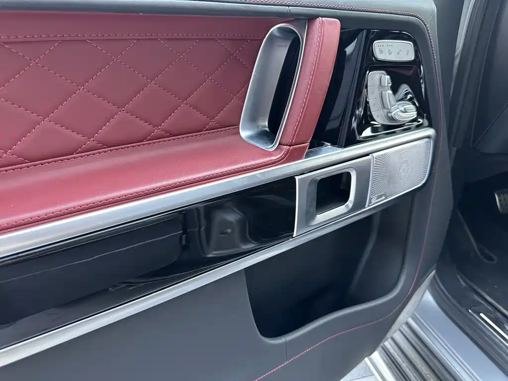 Mercedes-Benz G-Class AMG 2024 — фото 15