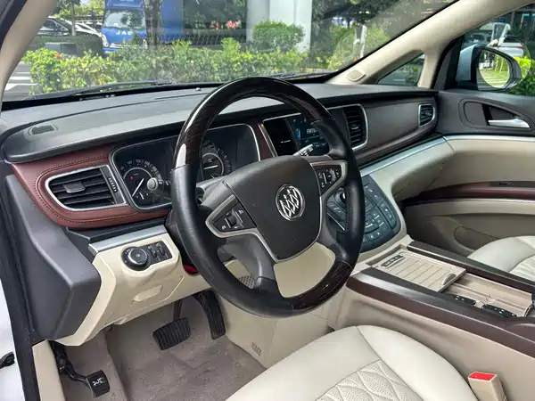 Buick GL8 2020