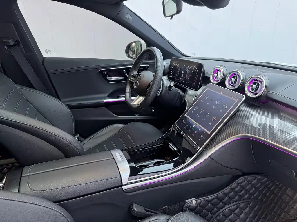 Mercedes-Benz C-Class 2023 — фото 5