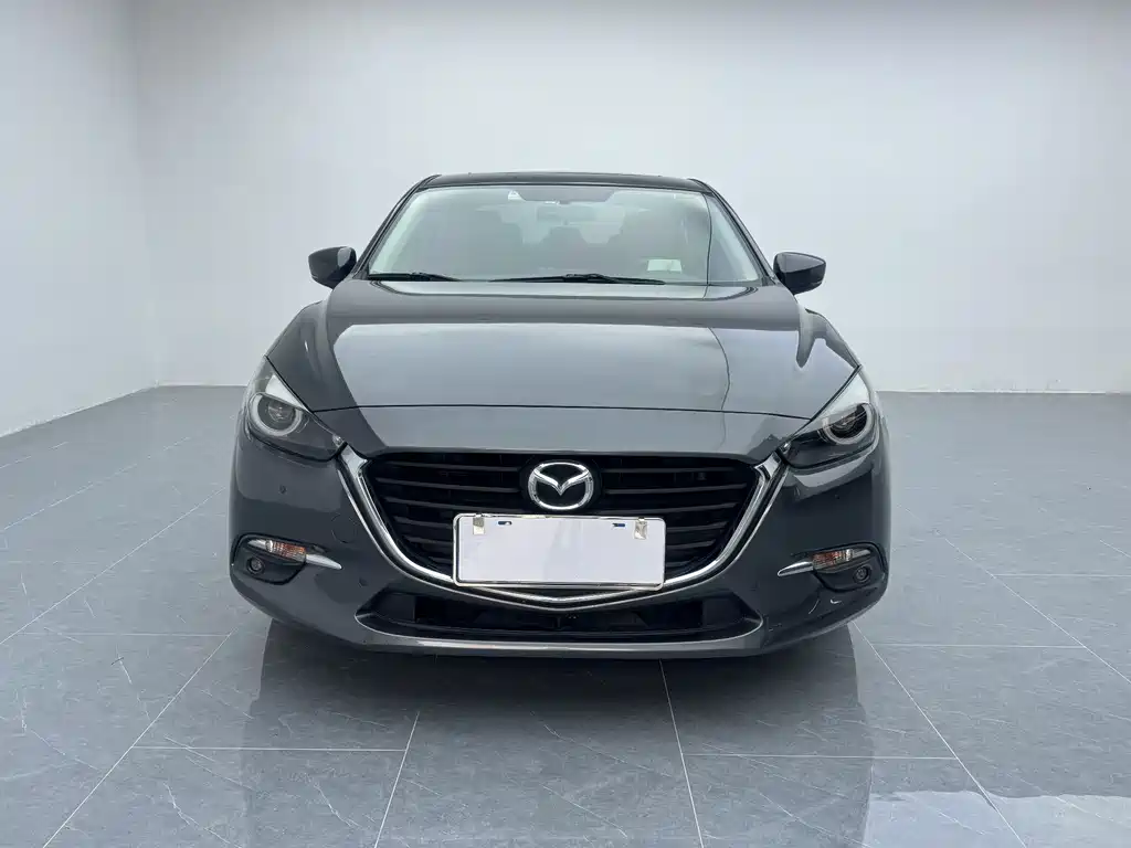 Mazda 3 Axela 2018 — фото 2
