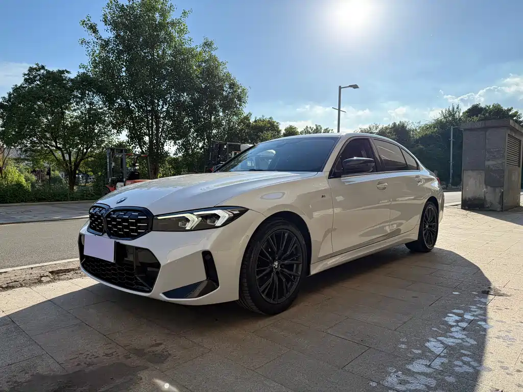 BMW 3 Series 2023