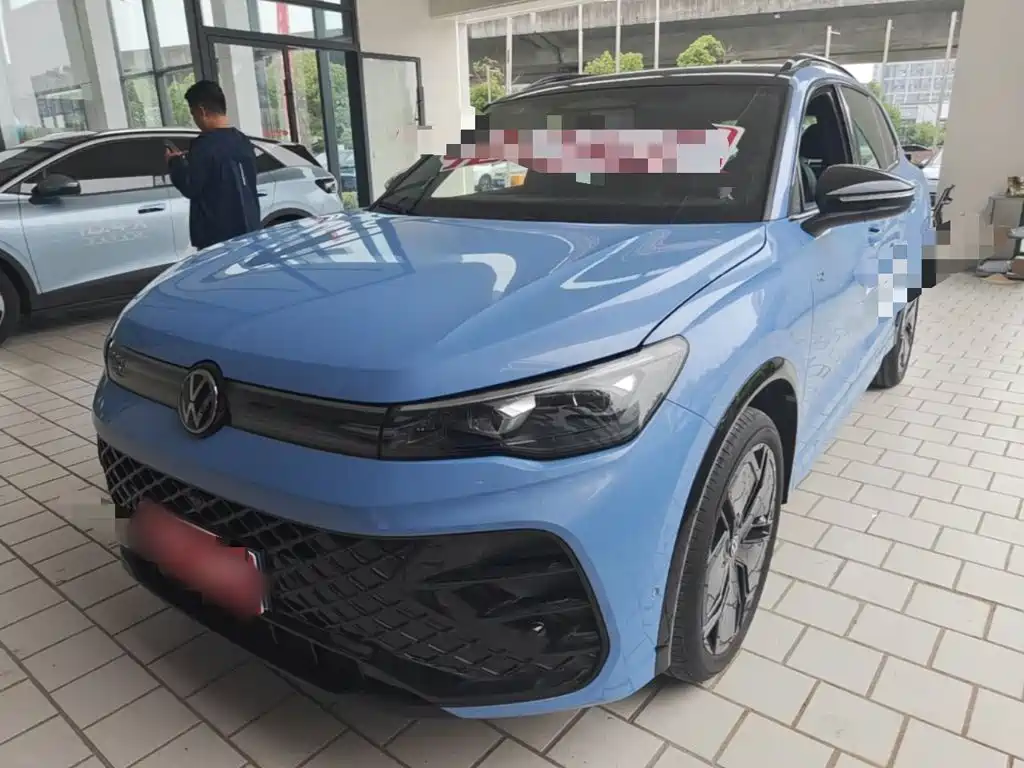 Volkswagen Tiguan L 2024