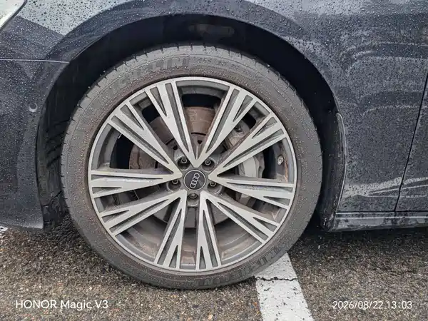 Audi A6L 2022