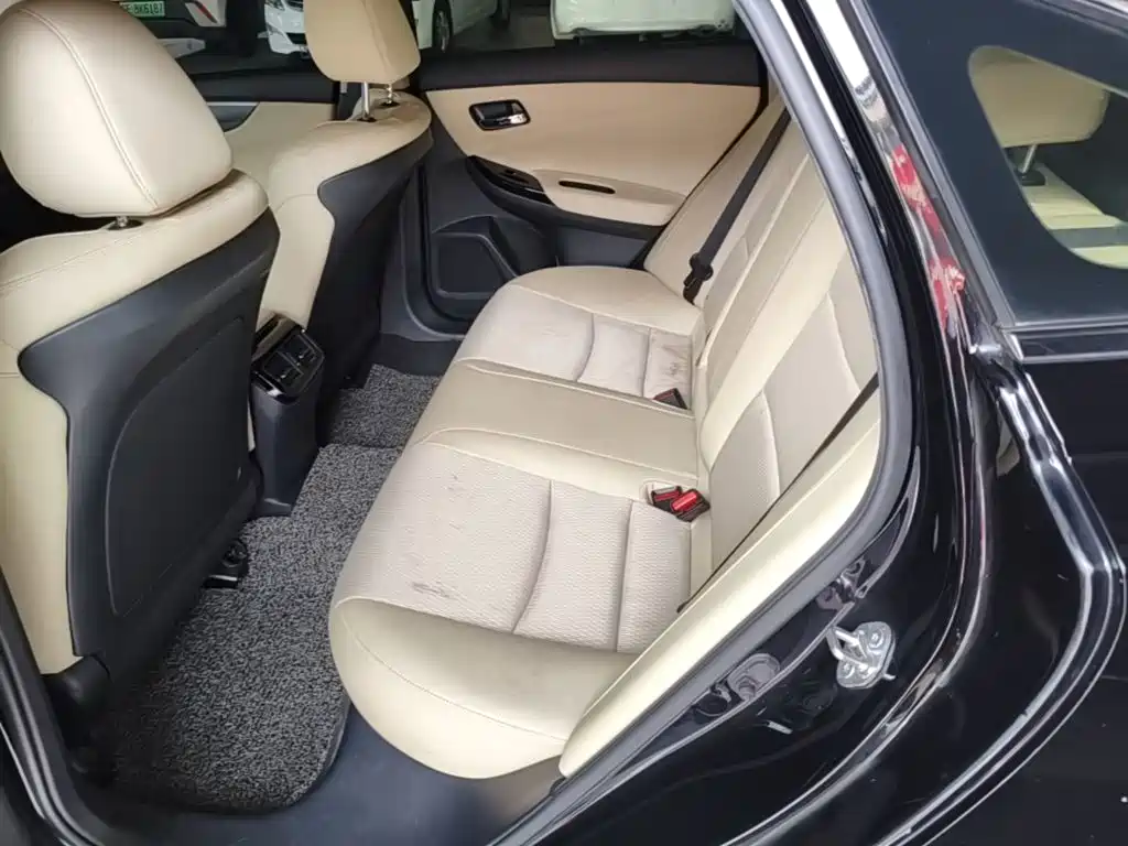 Honda Spirior 2016 — фото 17