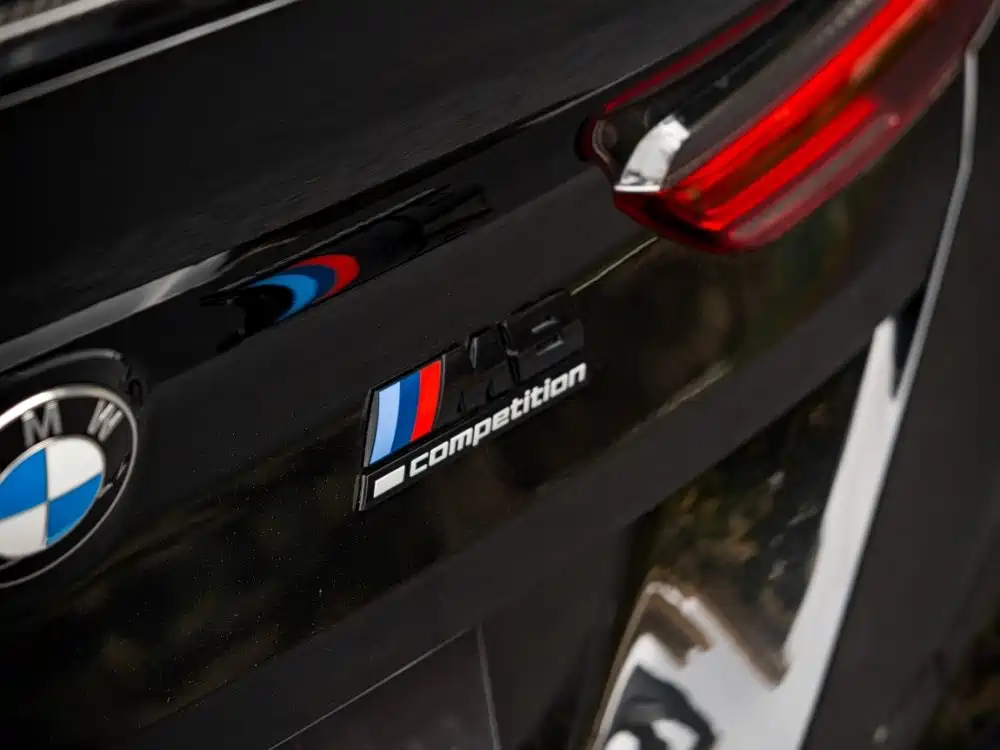 BMW M8 2021 — фото 18