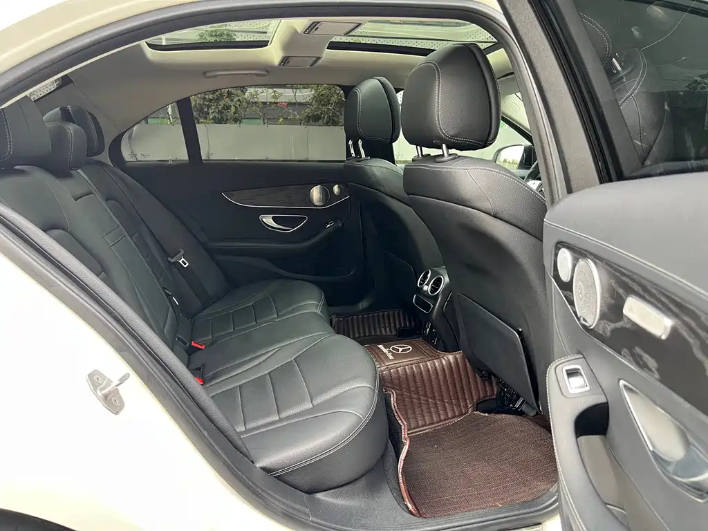 Mercedes-Benz C-Class 2020 — фото 10