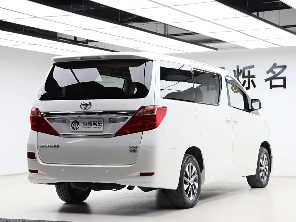 Toyota Alphard 2015 — фото 4