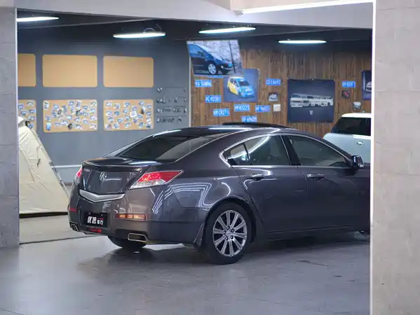 Acura TL 2009