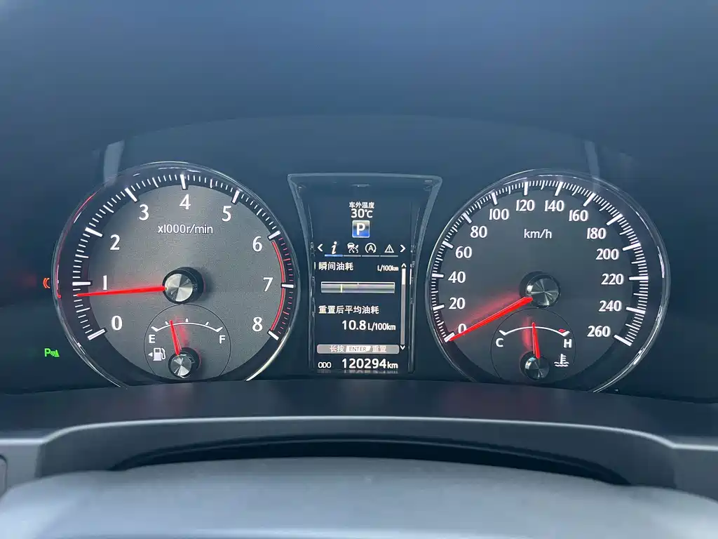 Toyota Crown 2018 — фото 12