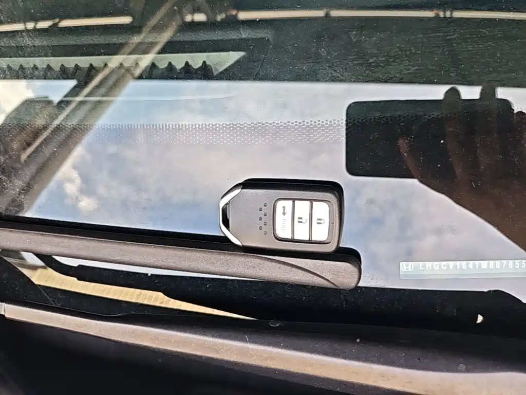 Honda Accord 2020 — фото 9