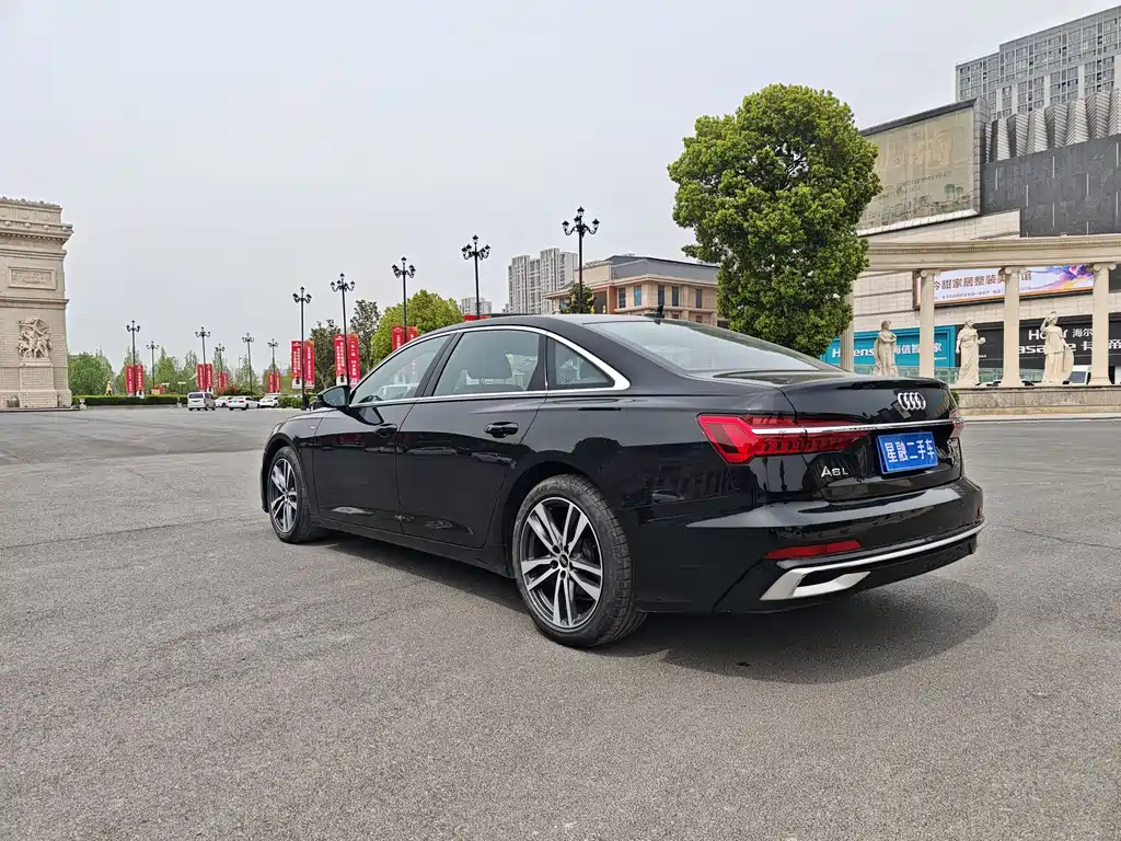 Audi A6L 2023