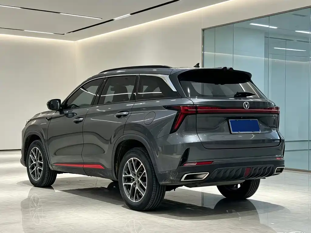 Changan CS75PLUS 2022 — фото 8