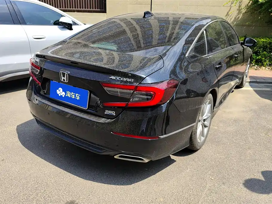 Honda Accord 2022 — фото 3