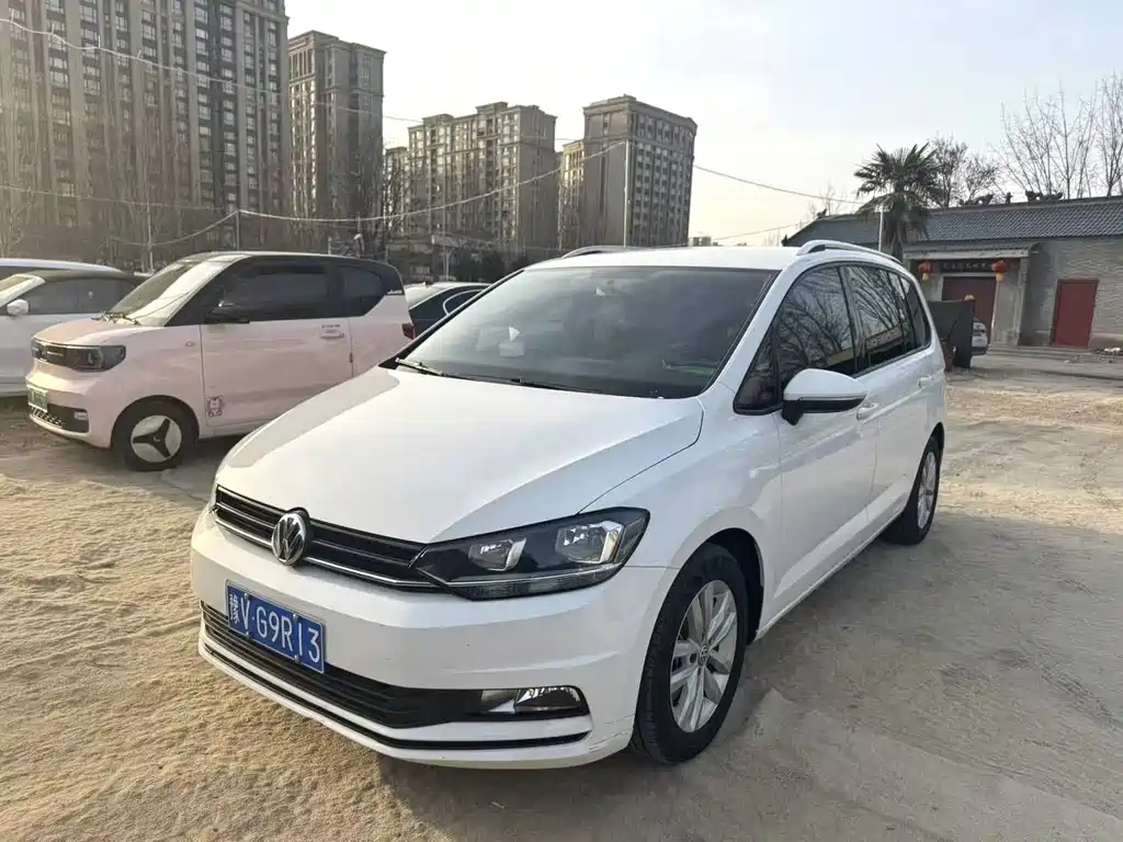 Volkswagen Touran 2021