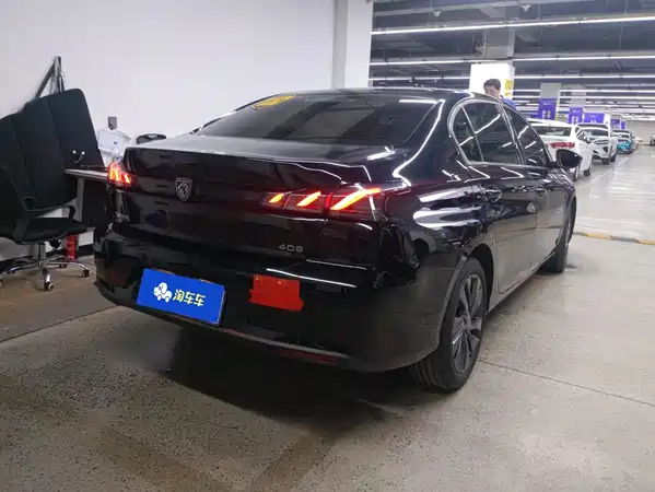 Peugeot 408 2023