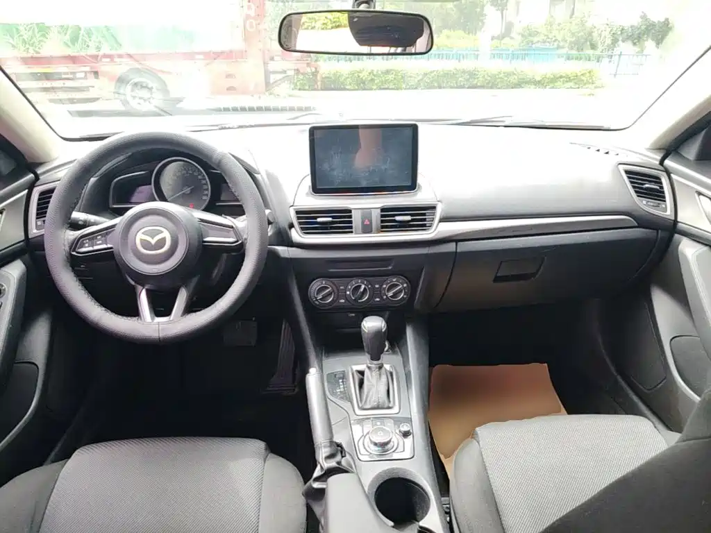 Mazda 3 Angkesela 2017