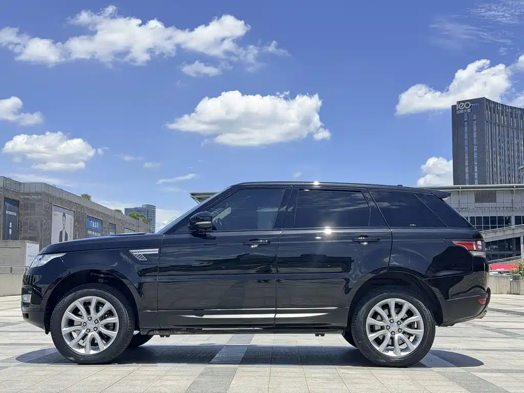 Land Rover Range Rover Sport 2017 — фото 4