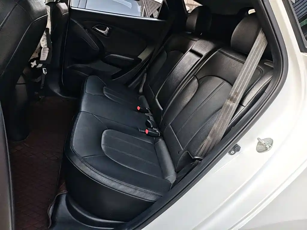 Hyundai ix35 2017 — фото 17