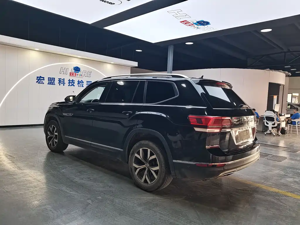 Volkswagen Teramont 2017 — фото 10