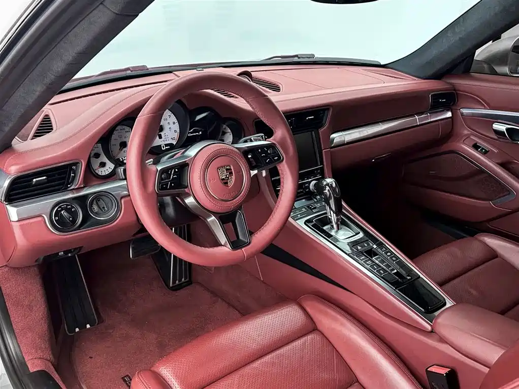 Porsche 911 2013 — фото 10