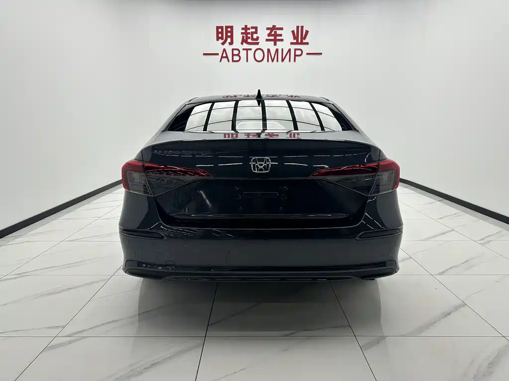 Honda Civic 2023 — фото 10