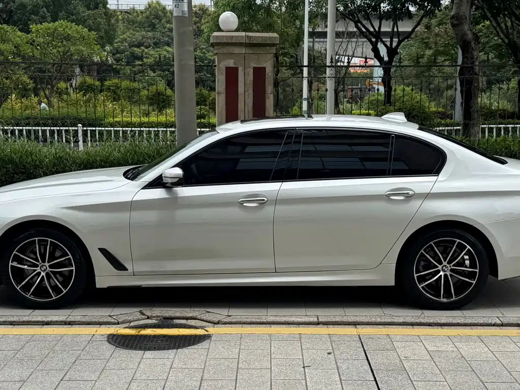 BMW 5 Series 2018