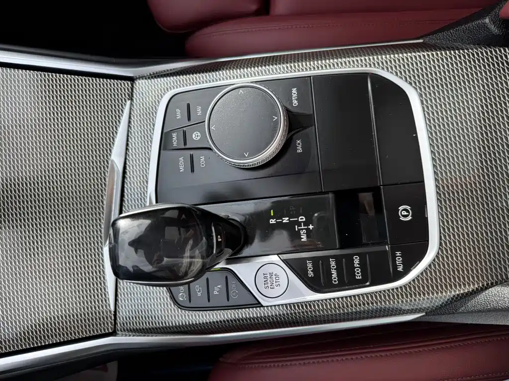 BMW 3 Series 2021 — фото 17