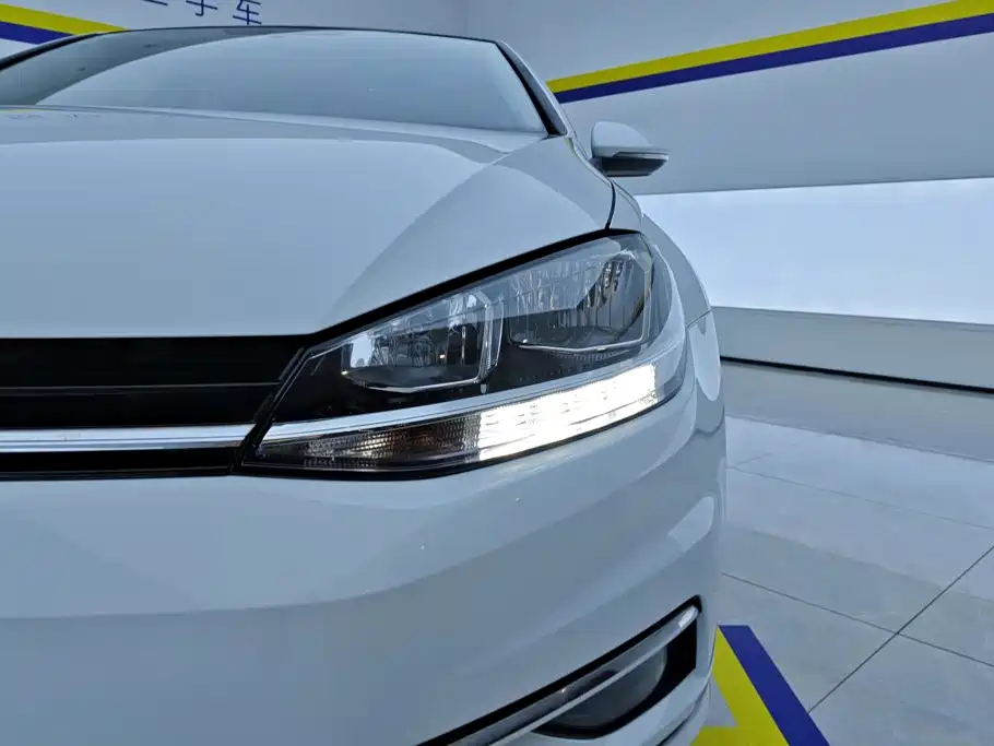 Volkswagen Golf 2020