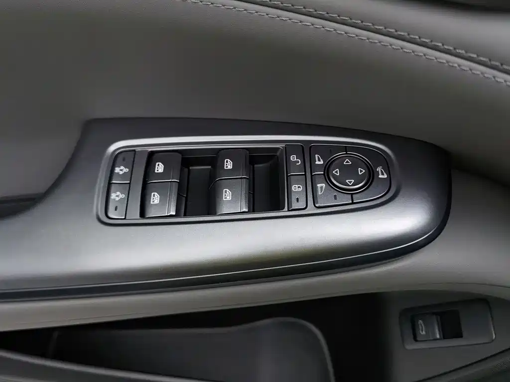BYD Seal 2024 — фото 9