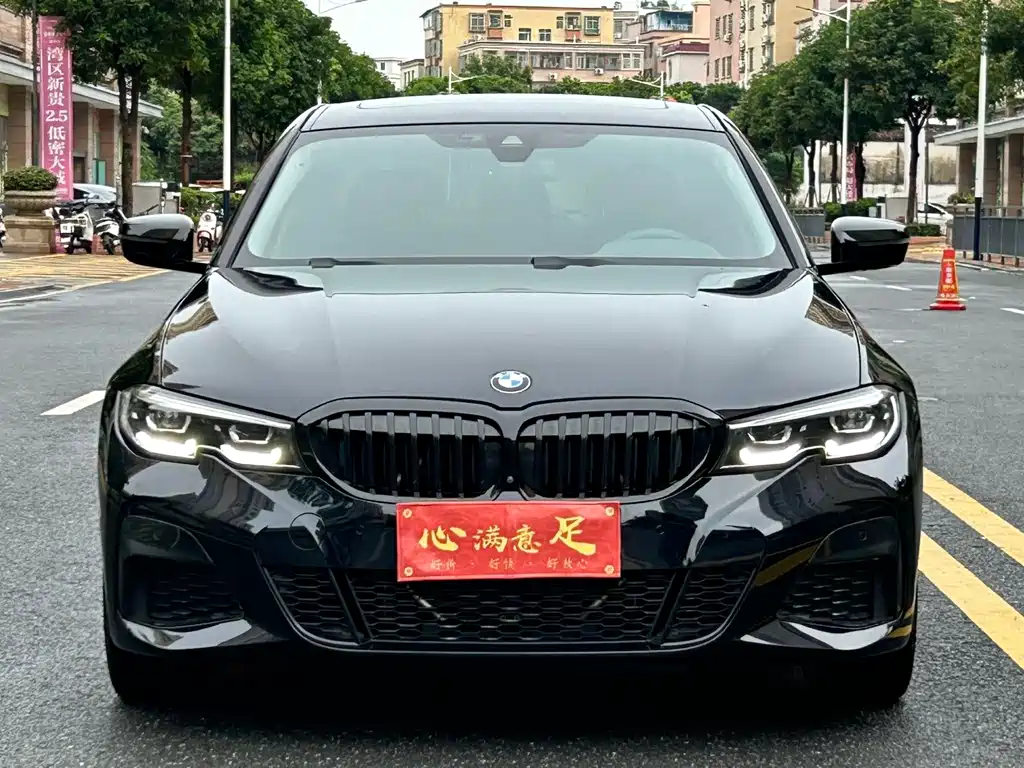 BMW 3 Series 2021