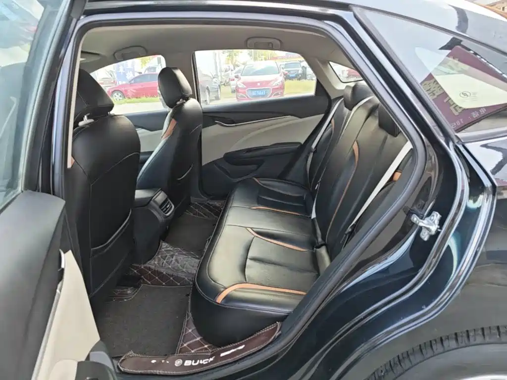 Buick Excelle GT 2015 — фото 17