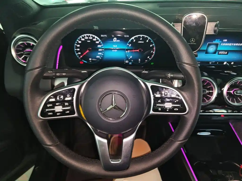Mercedes-Benz GLB 2022 — фото 11