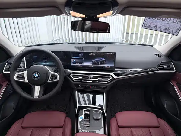 BMW i3 2024