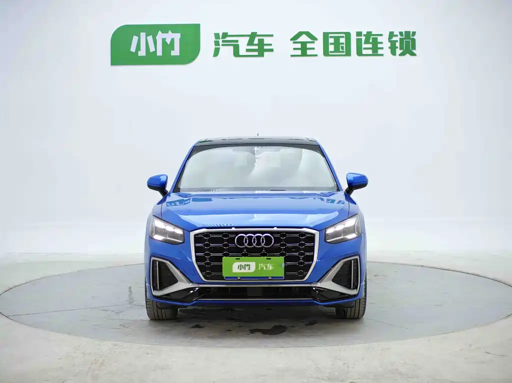 Audi Q2L 2021