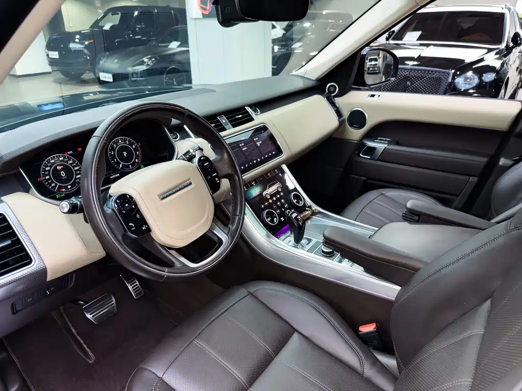 Land Rover Range Rover Sport 2018 — фото 12