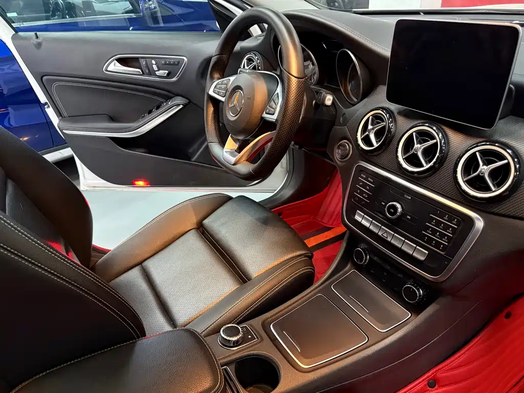 Mercedes-Benz GLA 2019 — фото 14