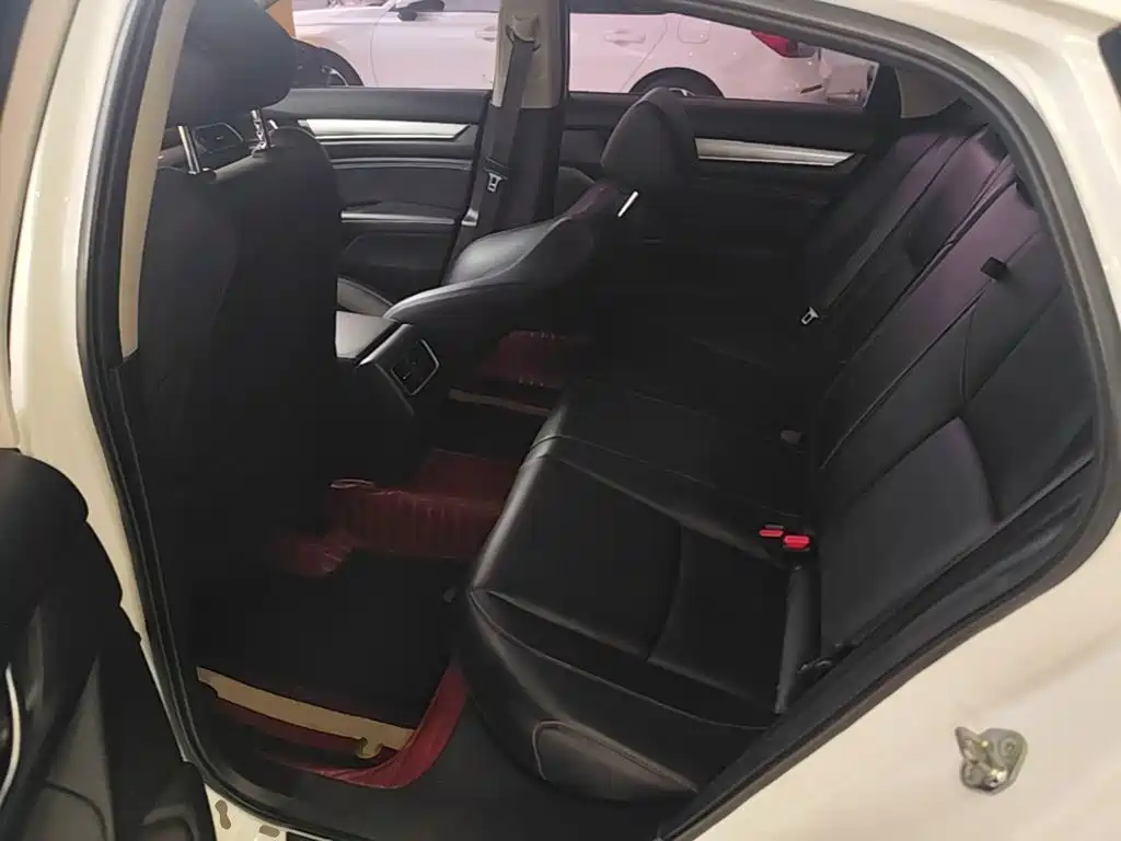 Honda Inspire 2020 — фото 17