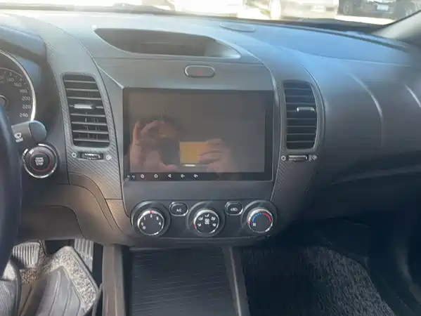 Kia K3 2016