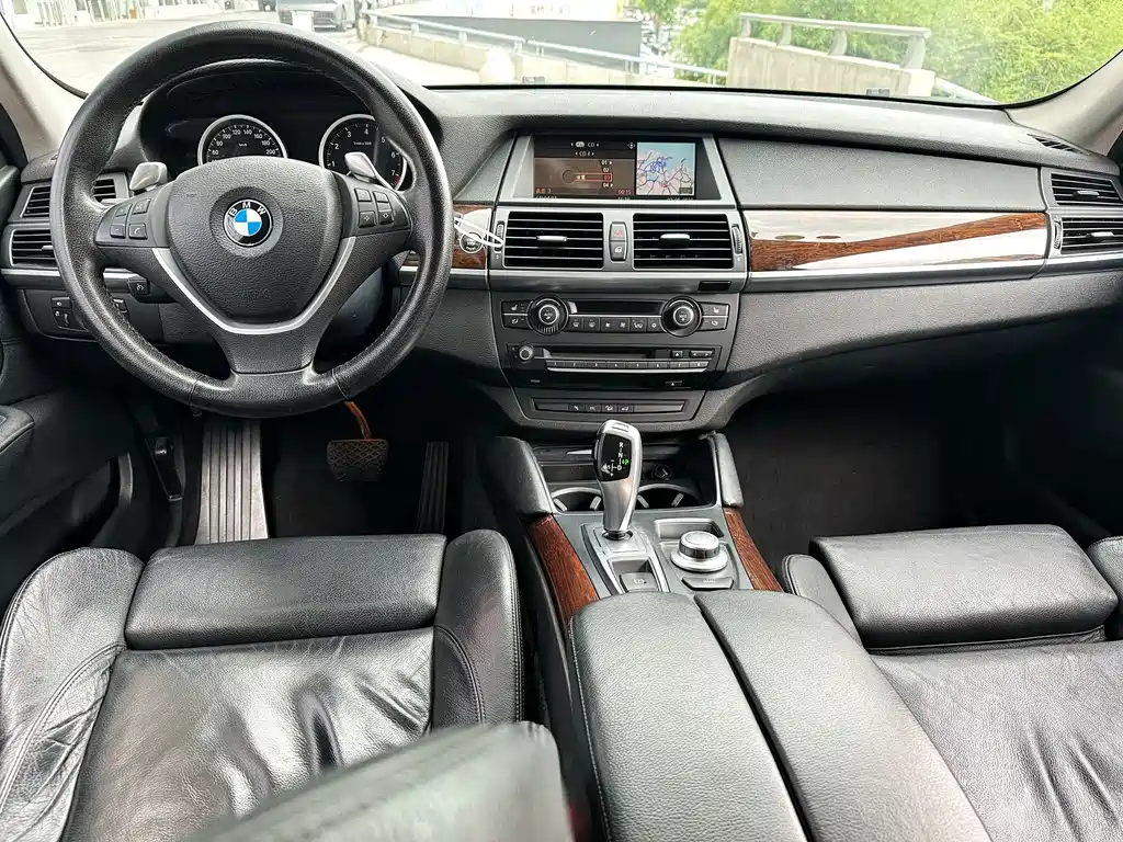 BMW X6 2009 — фото 10