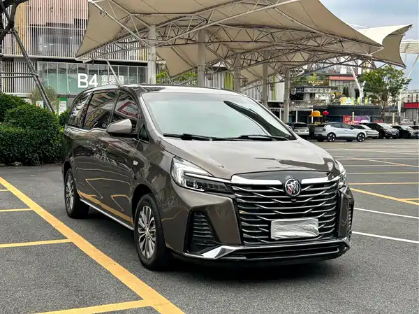 Buick GL8 2023
