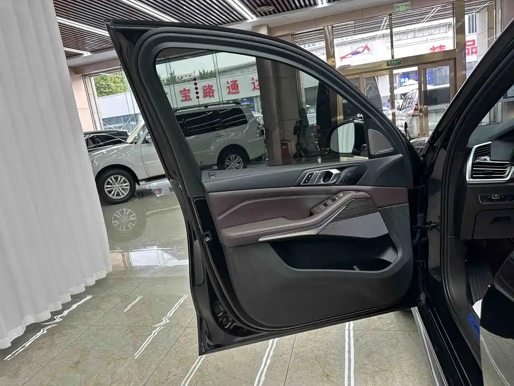 BMW X5 2022