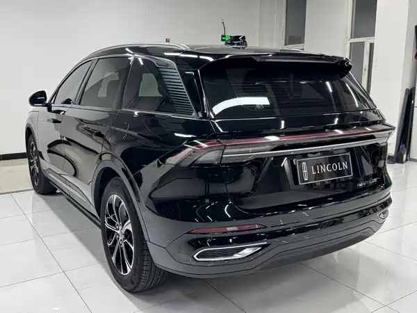 Lincoln Nautilus 2025